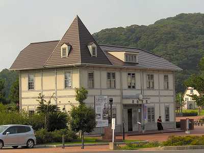 旧敦賀港駅舎 1